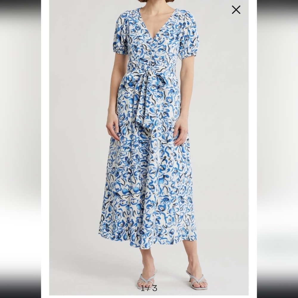 Melloday From Nordstroms Floral Blue and White Dress Large Sold Out Online